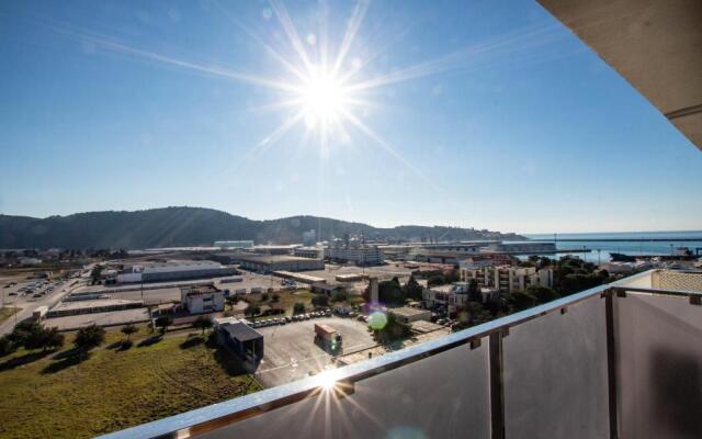 Lovely 4 person apartment with beautiful sea view