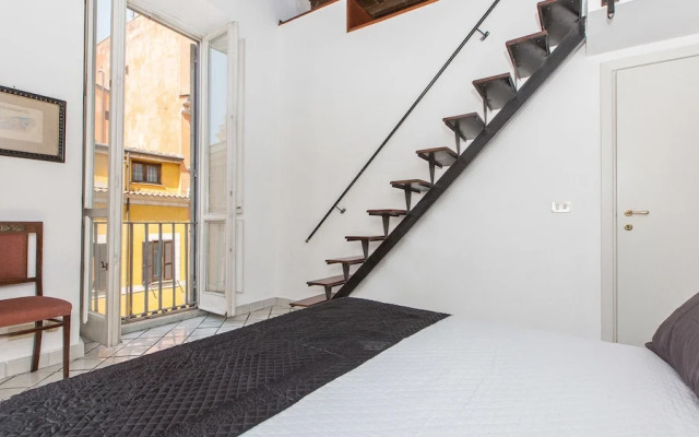 Rental In Rome Monti Apartment