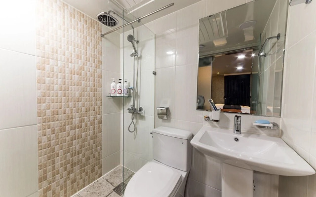 Suwon Station BIZ Hotel