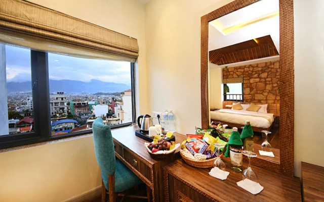 Woodapple Hotel and Spa