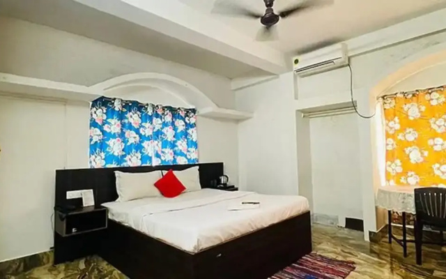 Fabhotel Prince