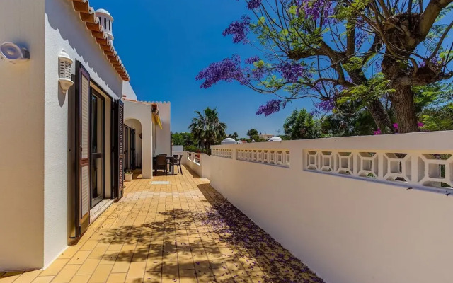 Sequana Fabulous Spacious Villa Perfect for Fami