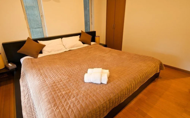 Hurry Slowly Condominiums