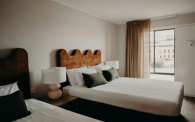 Albany Motel & Apartments – Guest Rooms – Albany