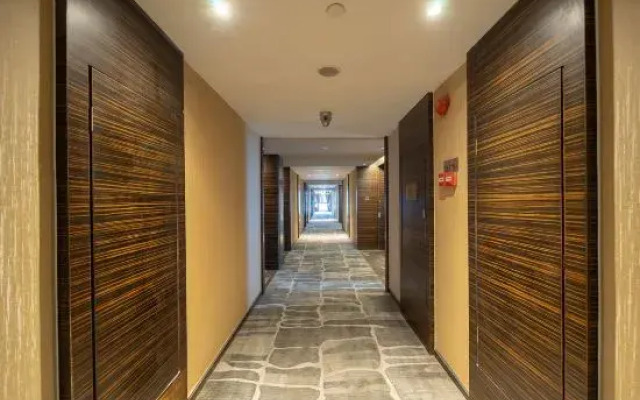 Wyndham Foshan Weijing Hotel (Sanshui Wanda Plaza)