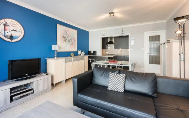 Apartment Apollo in Koksijde With sea View