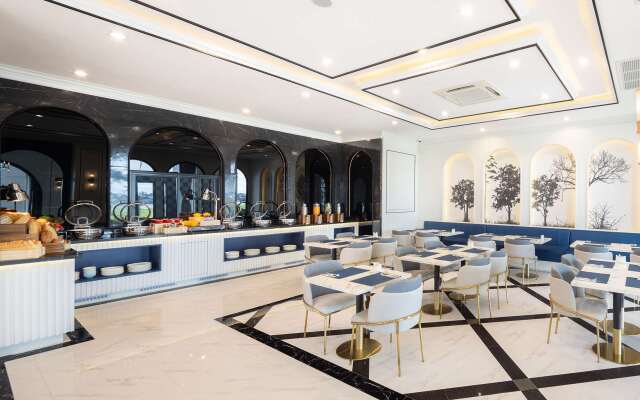 Eastin Hotel Vientiane