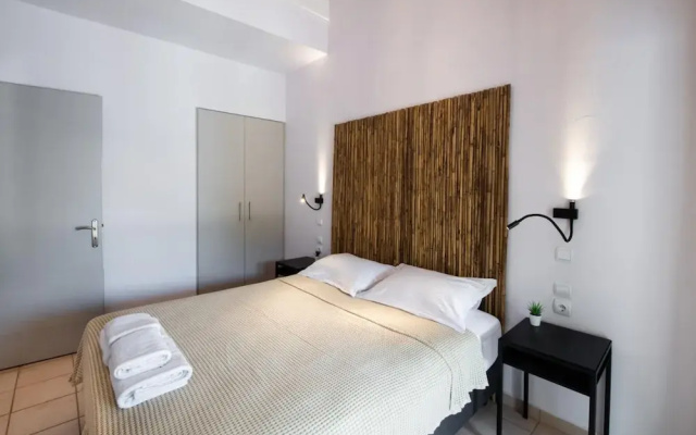 Drakatos Apartment 1B X