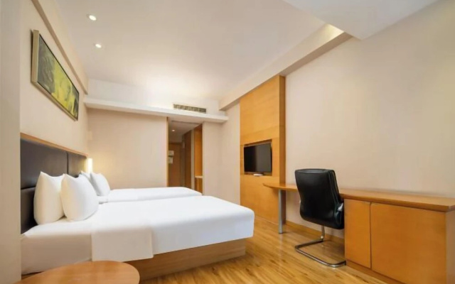 Starway Hotel (Yibin Yangtze River Park) – Guest Rooms – Yibin