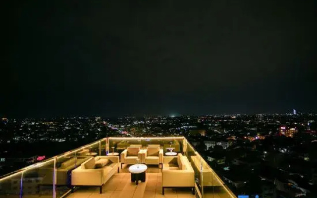 Ramada By Wyndham Vientiane Central