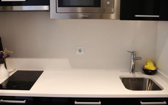 SEAFRONT LUXURY STUDIO - by SanSebastianApartments.es