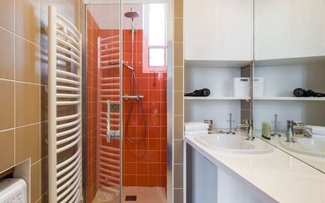 Honorê - Hôtel Pour Nomades Rêveurs - 12 Barre