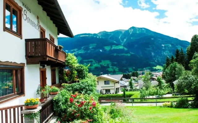 Spacious House In Fugen With Terrace
