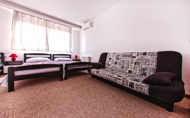 London Rooms Zagreb Airport