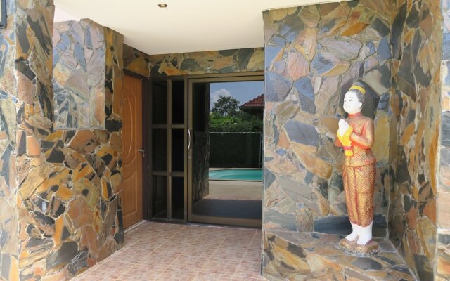 Tan Rock Resort