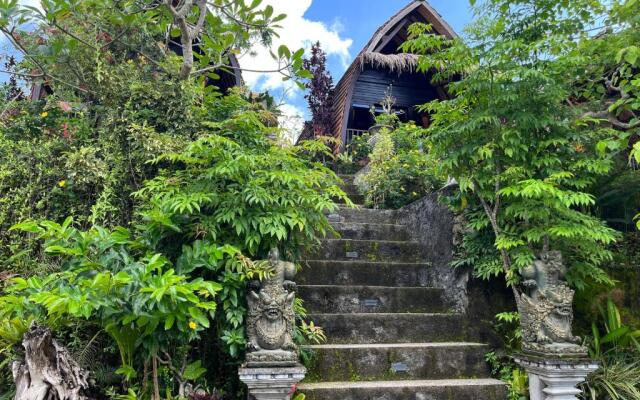 Holy Hills Bungalow Nusa Penida