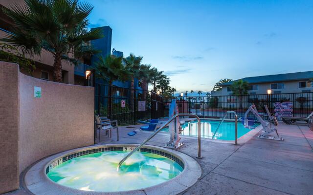 Holiday Inn Oceanside Camp Pendleton Area by IHG