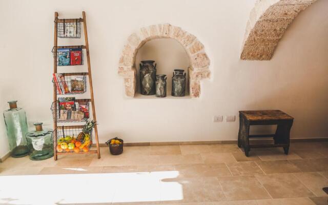 Trullo Essenza-Trulli Antì Charme & Relax