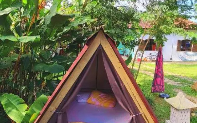 Caipira's Surf Hostel