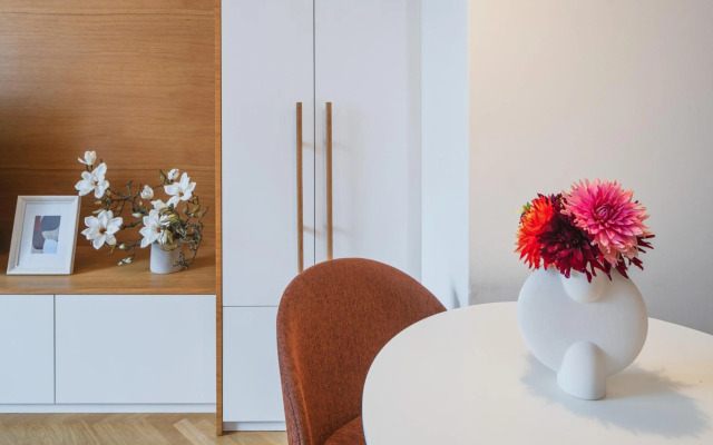 Sophisticated Apartment in Vinohrady by Prague Days