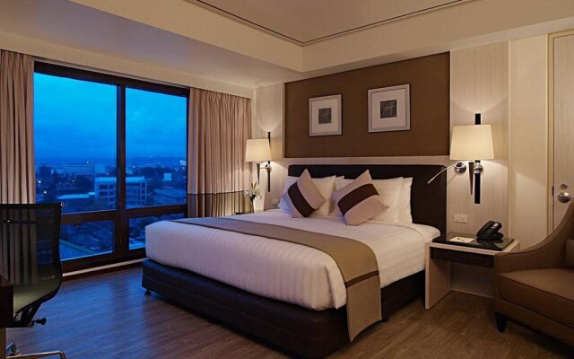 Seda Centrio - Newly Renovated