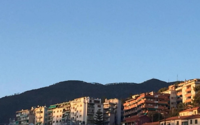 Sanremo Penthouse Market 700m From Sea