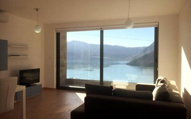 Peaceful flat with pool & great view in Risan! - View 9