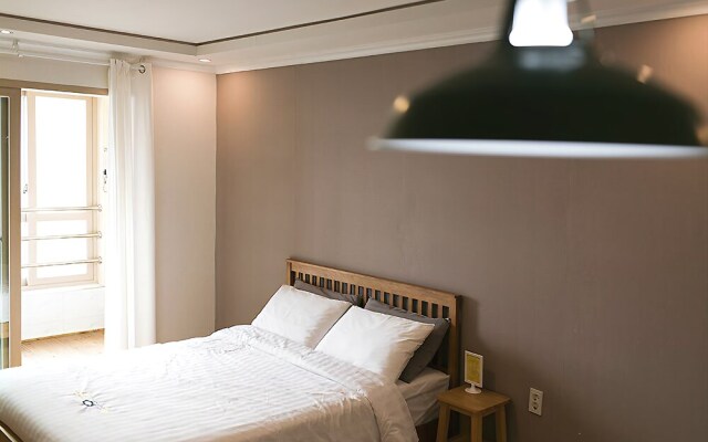 Seokcho Pension Star Pension