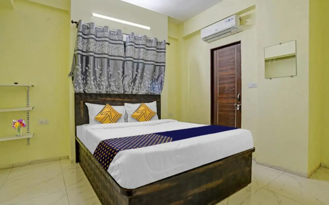 Oyo Flagship 702832 Trinity Inn