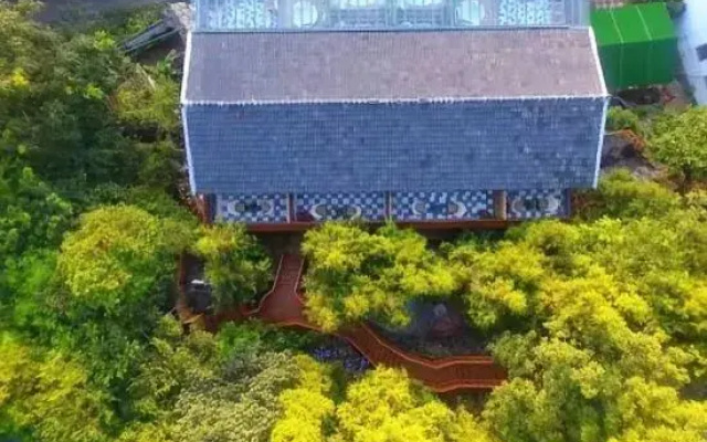 Wanfeng Linjingtang Holiday Hostel