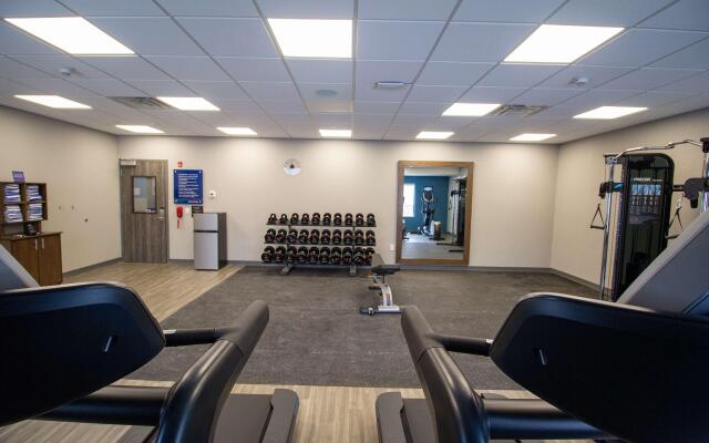 Hampton Inn & Suites North Attleboro