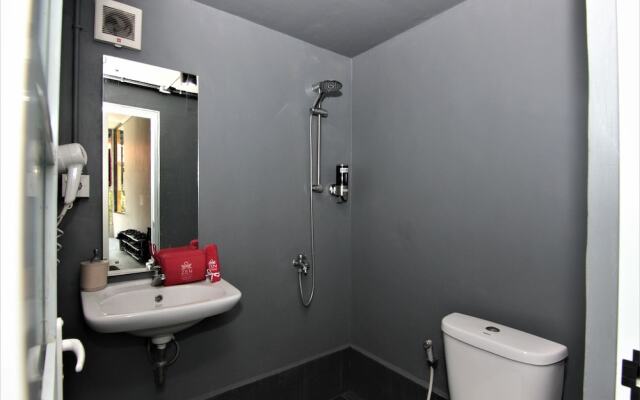 ZEN Hostel Jalan Patimura Legian