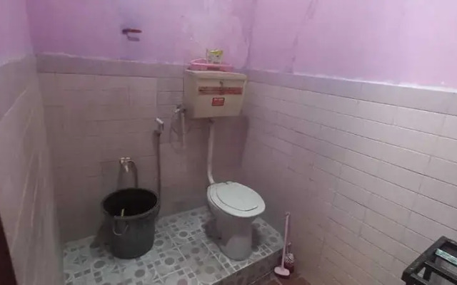 OYO 94370 Lestinn Homestay Monjali