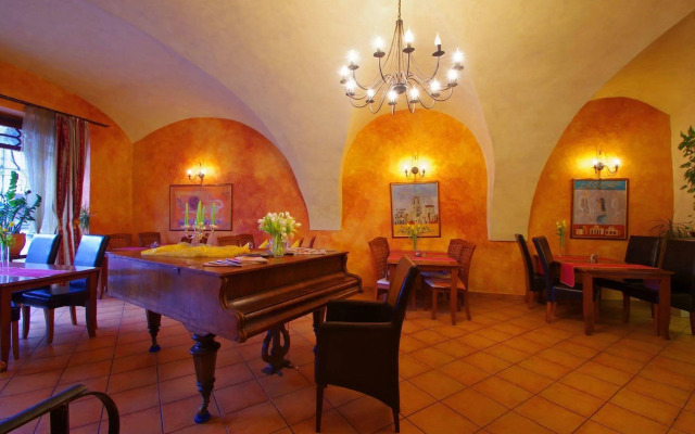 Hotel U Leva