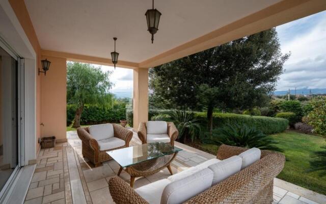 Celestial Azure Villa, your Athenian Country House Retreat