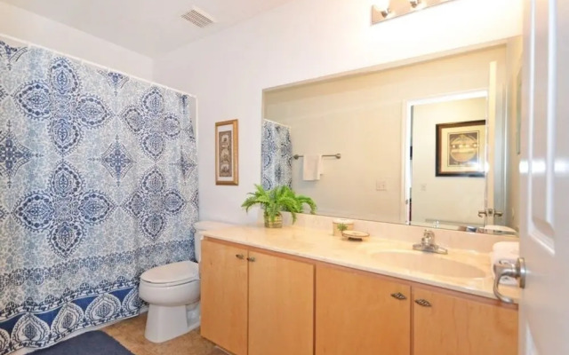 Pine Forest Chateau 5 Bedroom Home by RedAwning