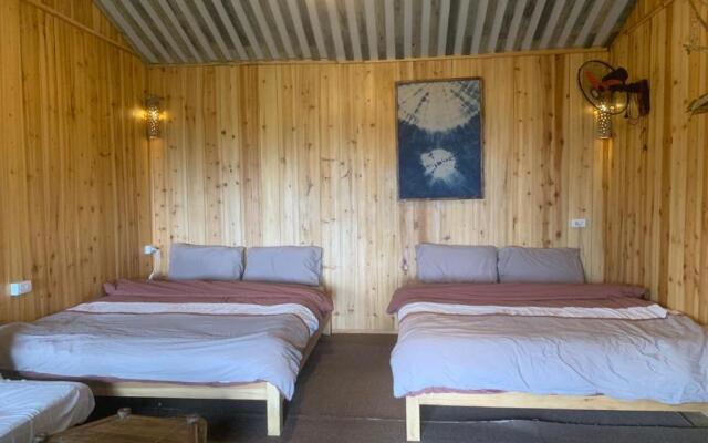 Sapa Jungle Pub  Homestay