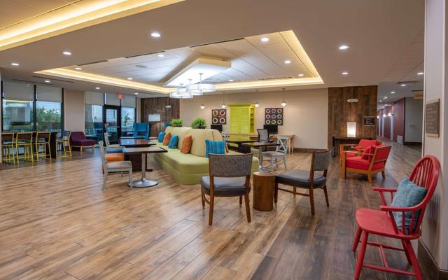 Home2 Suites by Hilton Dallas DeSoto