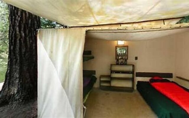 Housekeeping Camp