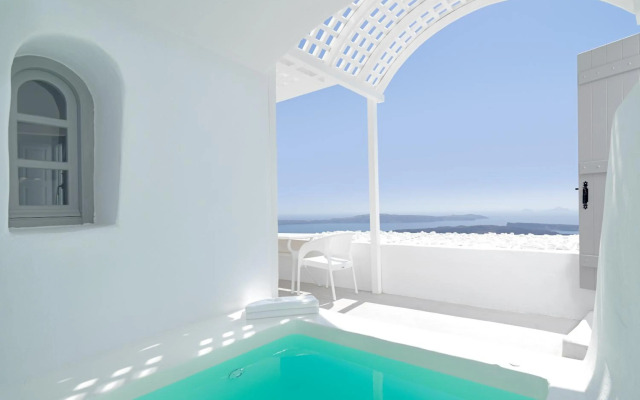 Tholos Resort