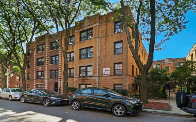Stylish & Furnished Studio in Lakeview