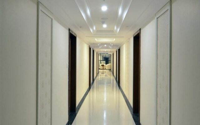 Hotel Madhuram Royale