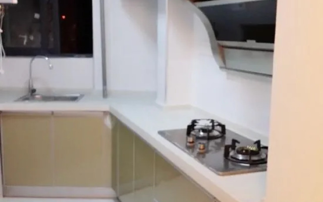 Love apartment (wuhan jianghan road subway station store)