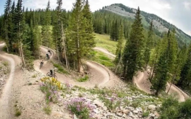 Snowmass_village_3bd_gen_c