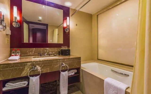 Nanjing Greenland Yuhao Hot Spring Hotel