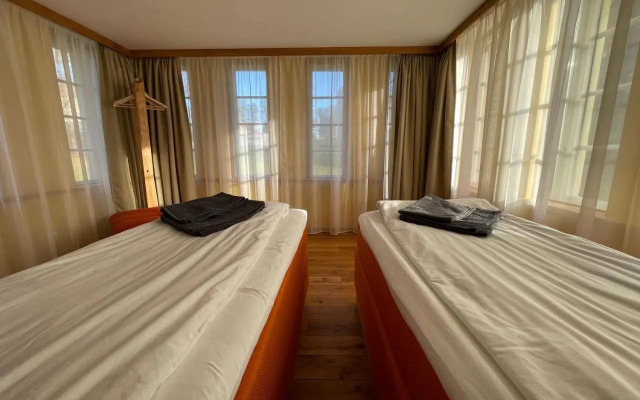 "Summer" apartment