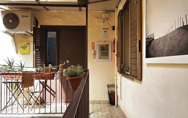 Napulitano Assaje Home