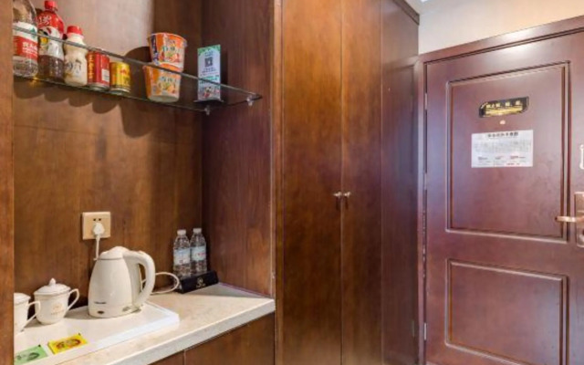 Yueting Boutique Hotel(临泉悦庭精品酒店)