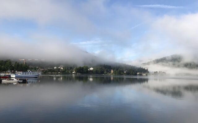 Le Ptit Hotel du Lac