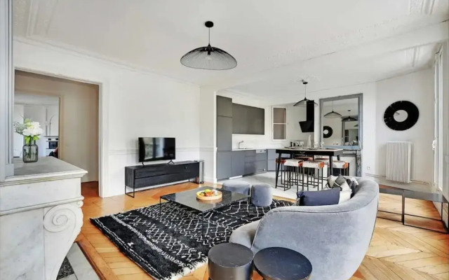 Sublime Apartment Center of Paris Le Marais 3 Bdrs